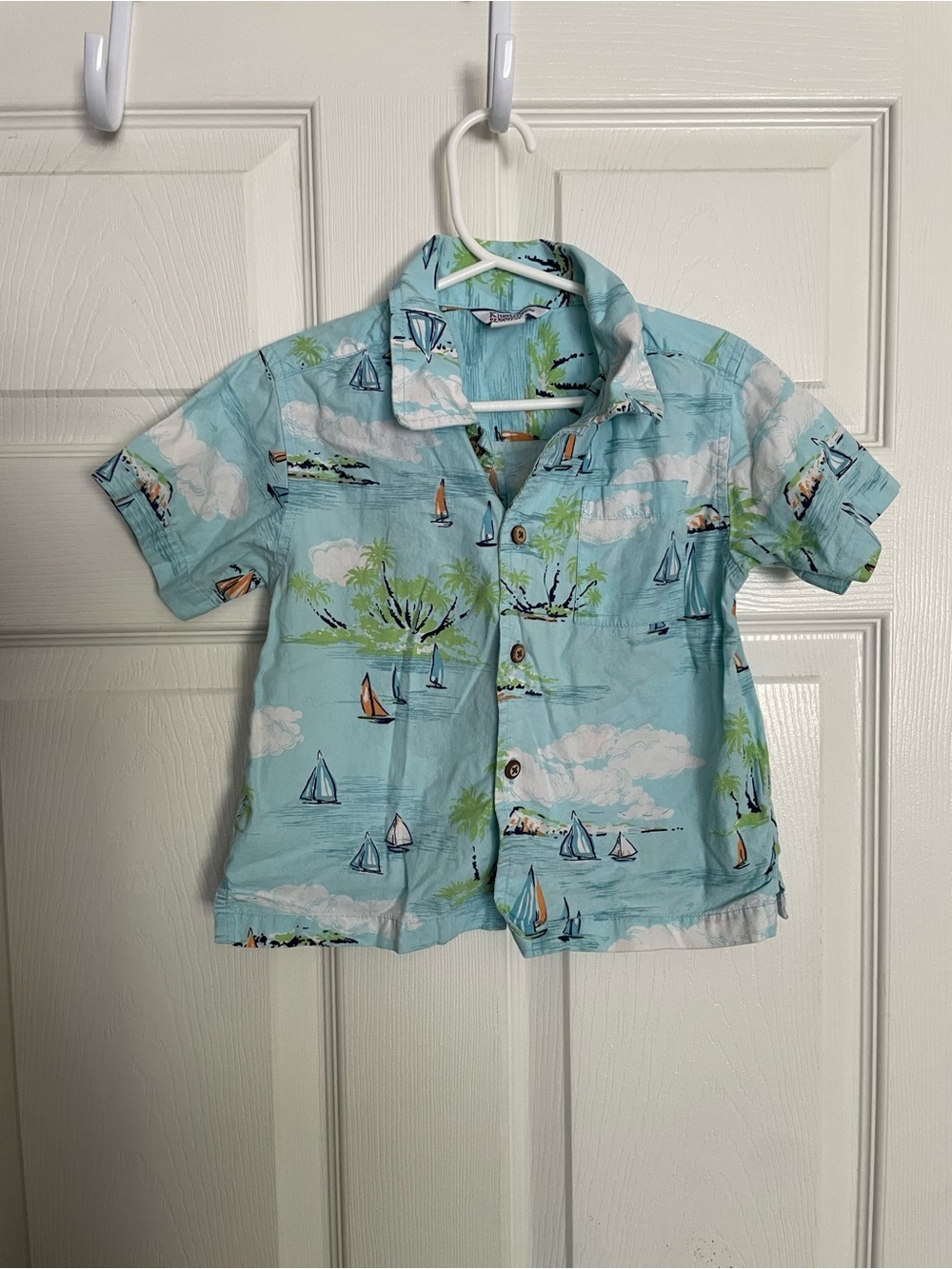 Kitestrings 3T Boys Light Blue Tropical Sailboat Short-Sleeve Shirt for Kids